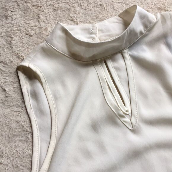 NWT Rue 21 High Neck Blouse - Picture 6 of 9